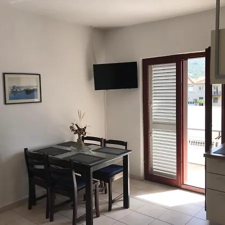 Appartamento Deni Vinišće