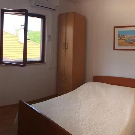 Deni Appartamento Vinišće